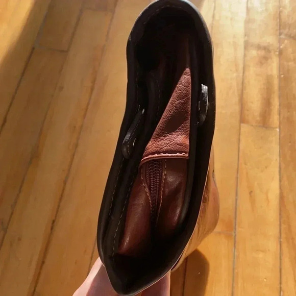 Brown Leather Women Bag - Picture 3 of 6